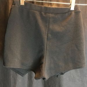 Boohoo Shorts - Black SKORT!! Boohoo Shorts - Black SKORT!!